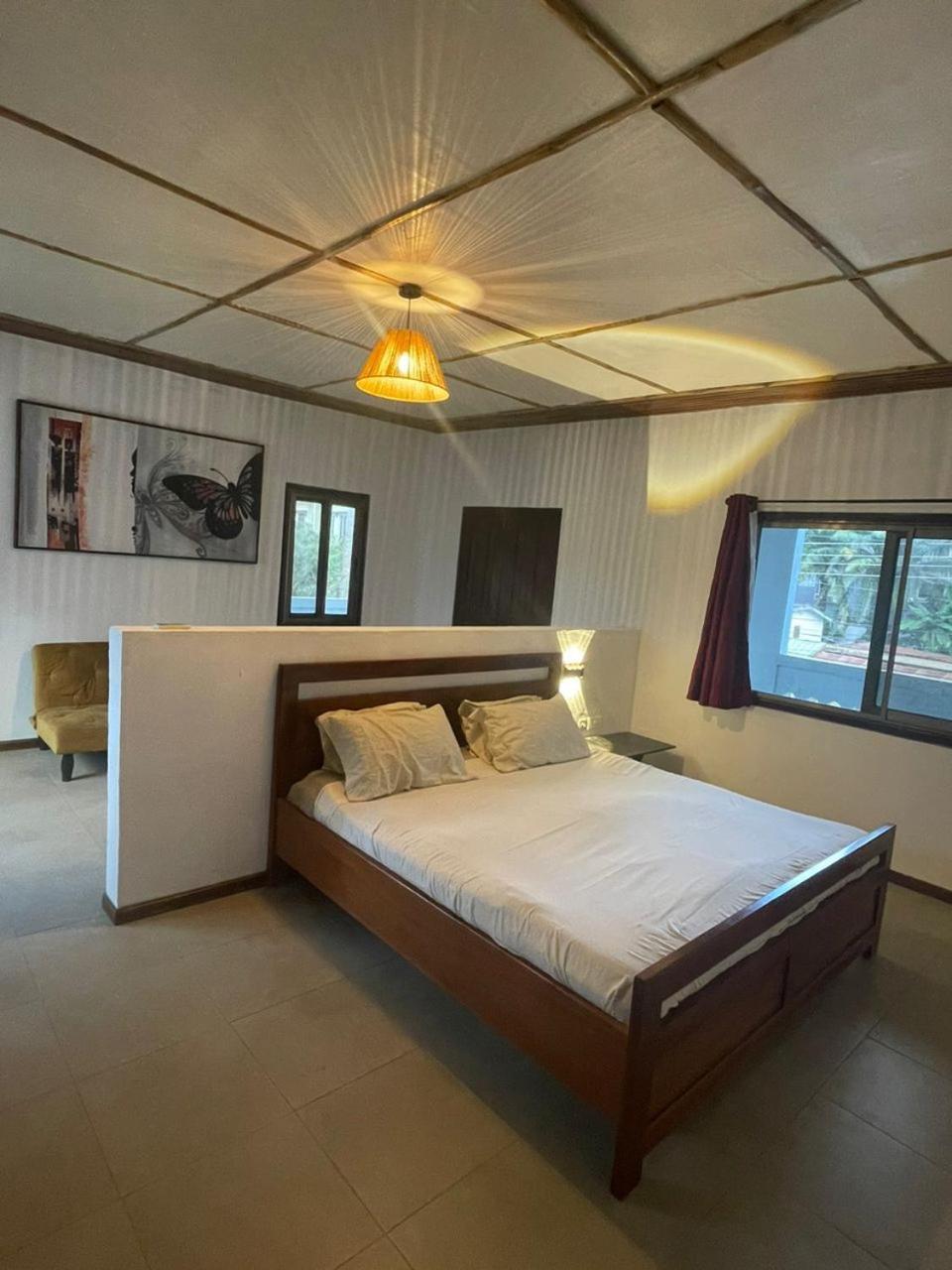 Omanye Lodge Accra Buitenkant foto