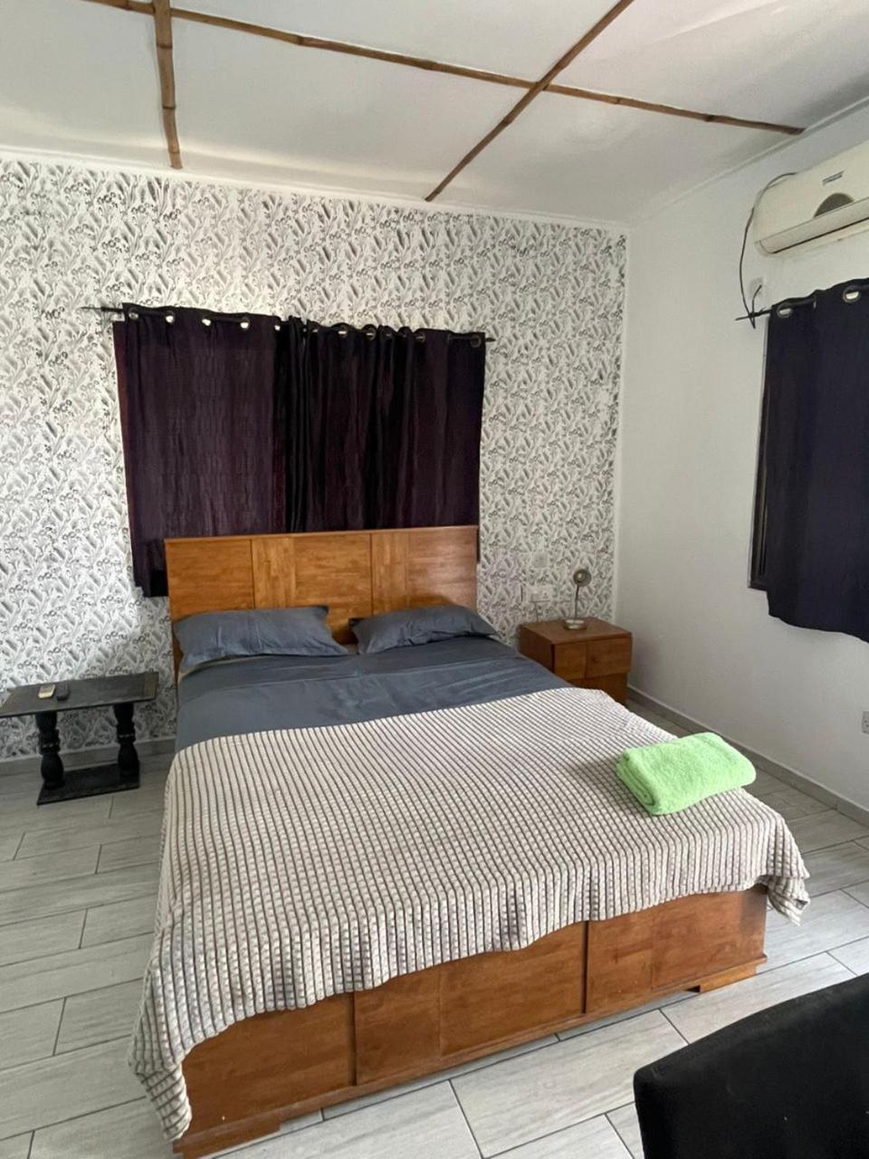 Omanye Lodge Accra Buitenkant foto