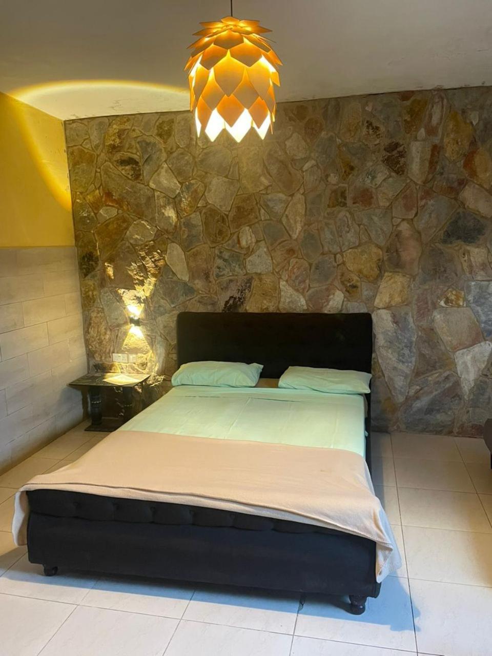 Omanye Lodge Accra Buitenkant foto